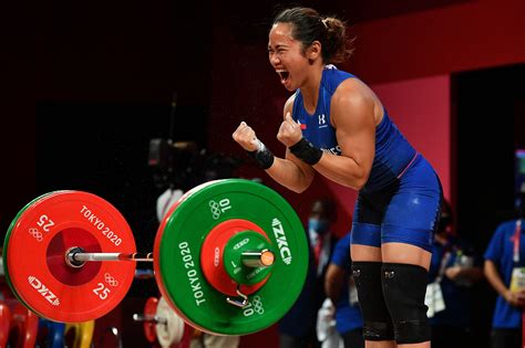 2016 Summer Olympics: A Filipina Weightlifter's Triumph Over Adversity